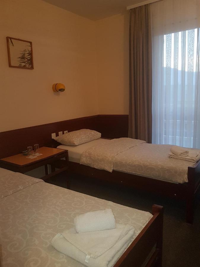 Hotel Sax Balkan Димитровград Экстерьер фото