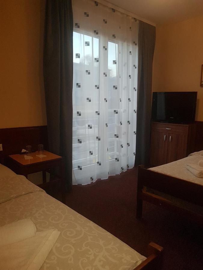 Hotel Sax Balkan Димитровград Экстерьер фото