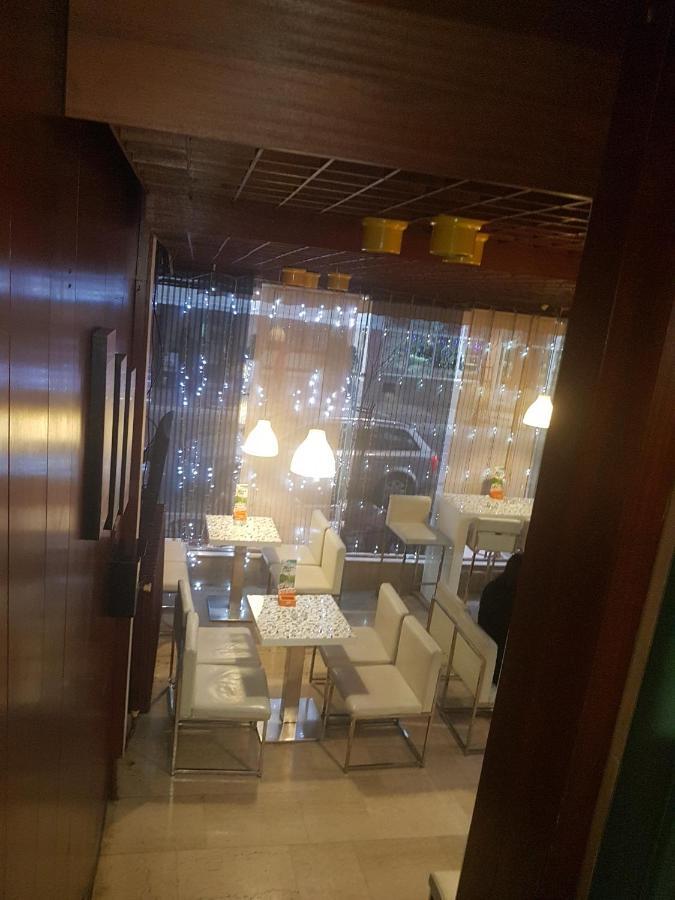 Hotel Sax Balkan Димитровград Экстерьер фото